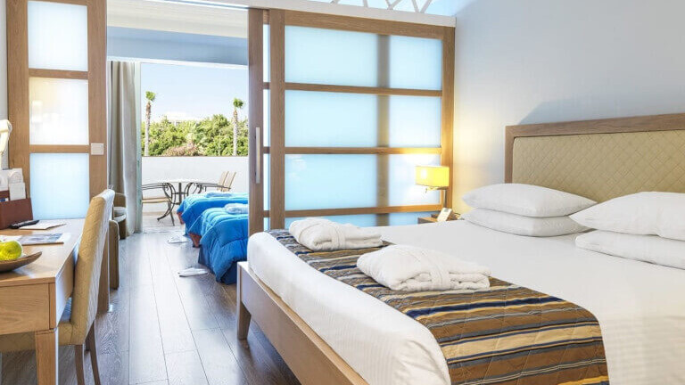 Family Junior Suite, Inland View  